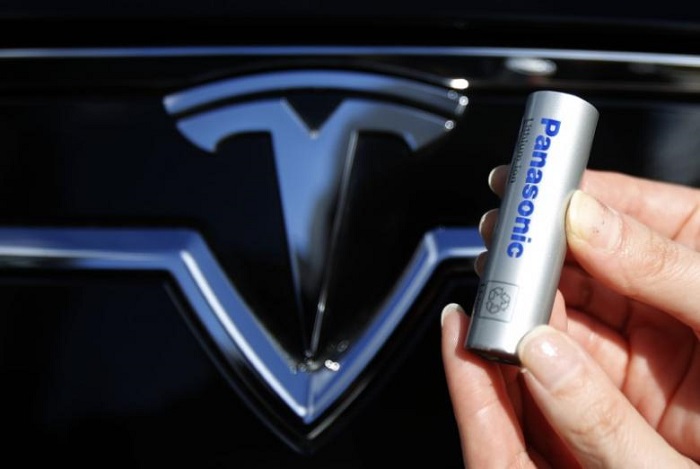 Tesla renforce son partenariat avec Panasonic, le titre grimpe